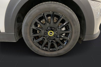 MINI Cooper SE Classic