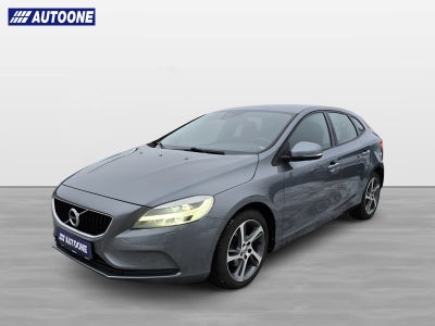 Volvo V40 2,0 D2 120 Momentum 5d