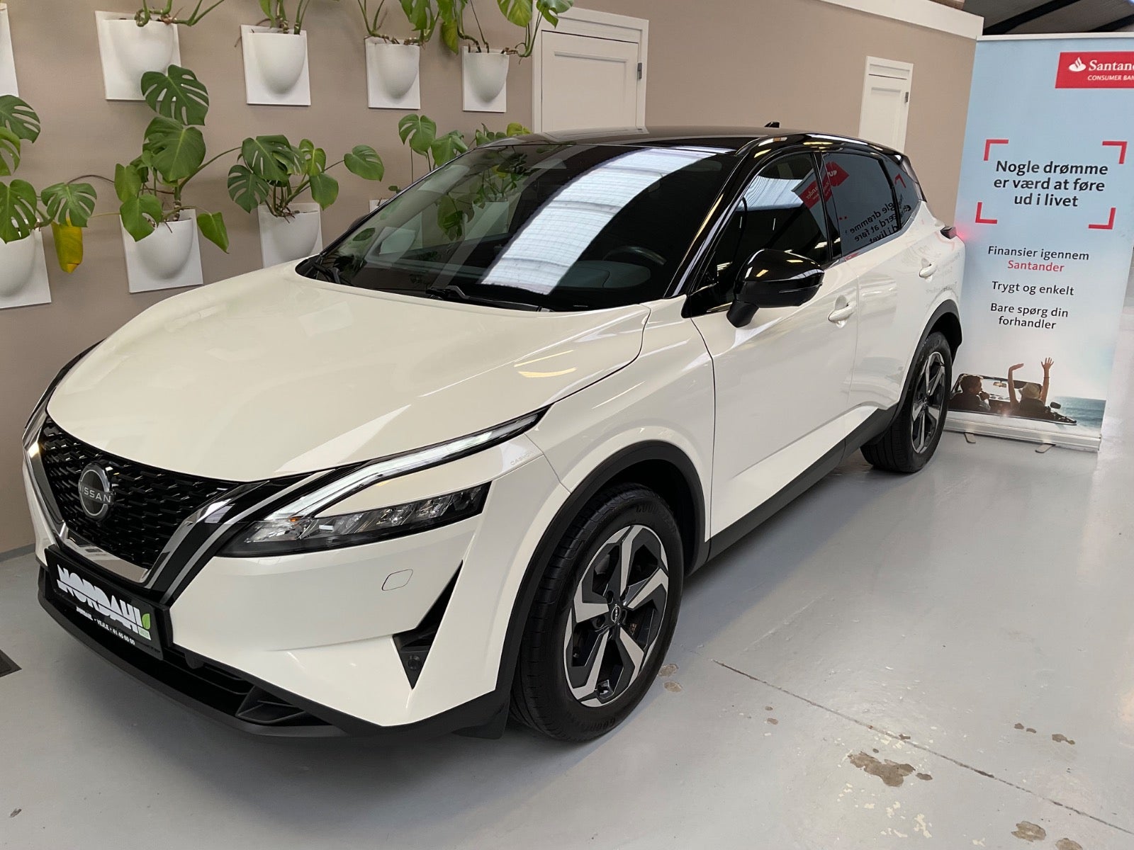 Nissan Qashqai 1,3 mHEV N-Connecta X-tr. 5d - 1
