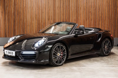 Porsche 911 Turbo 3,8 Cabriolet PDK 2d
