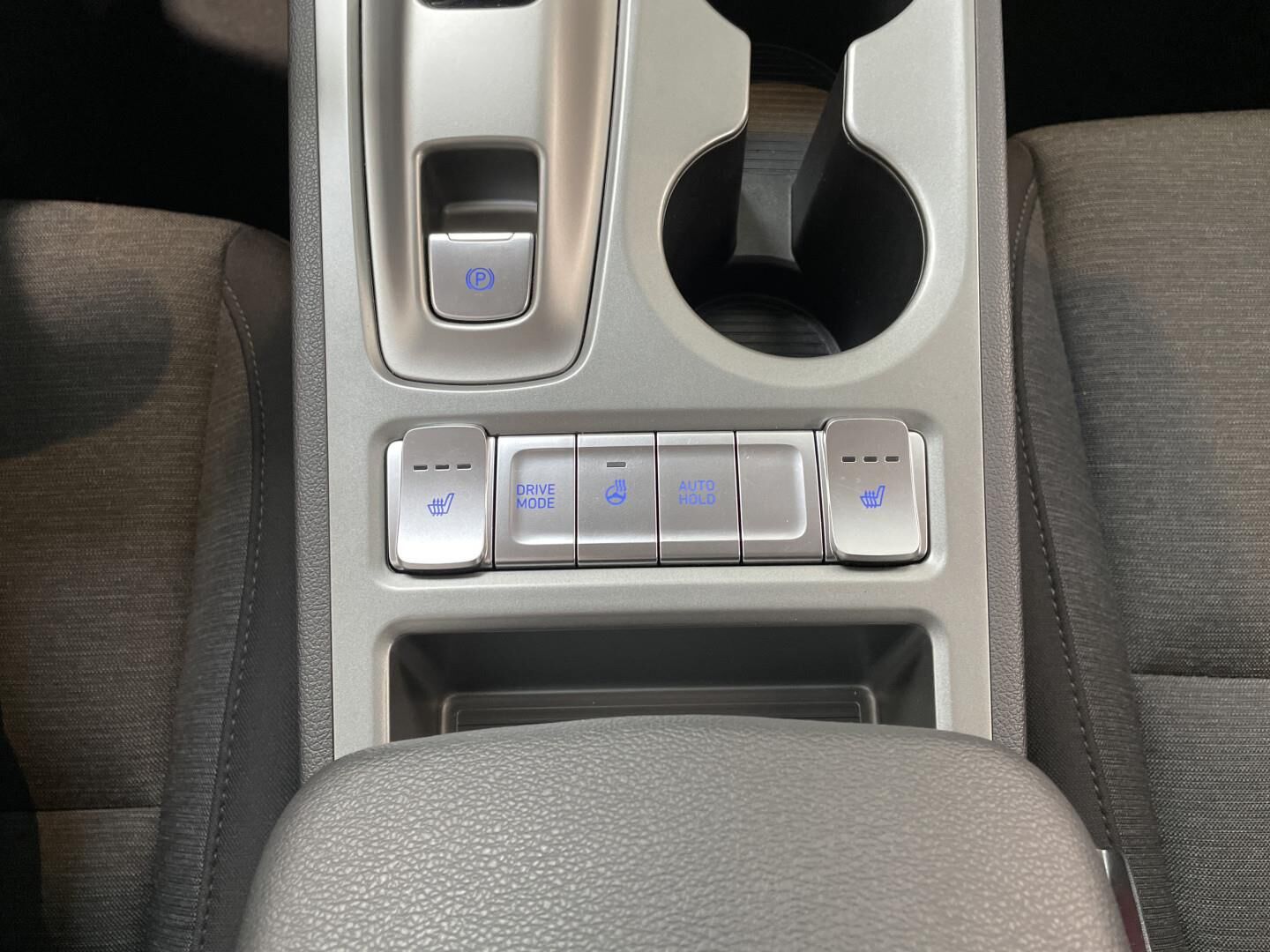Hyundai Kona EV Essential