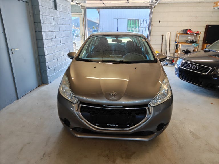 Peugeot 208 HDi 68 Active