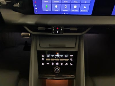Porsche Macan Turbo 