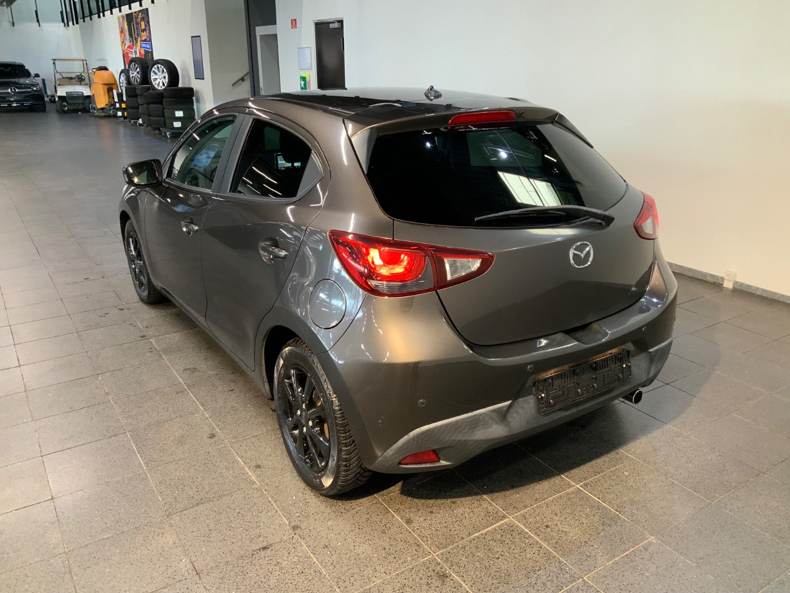 Mazda 2 (4/8)
