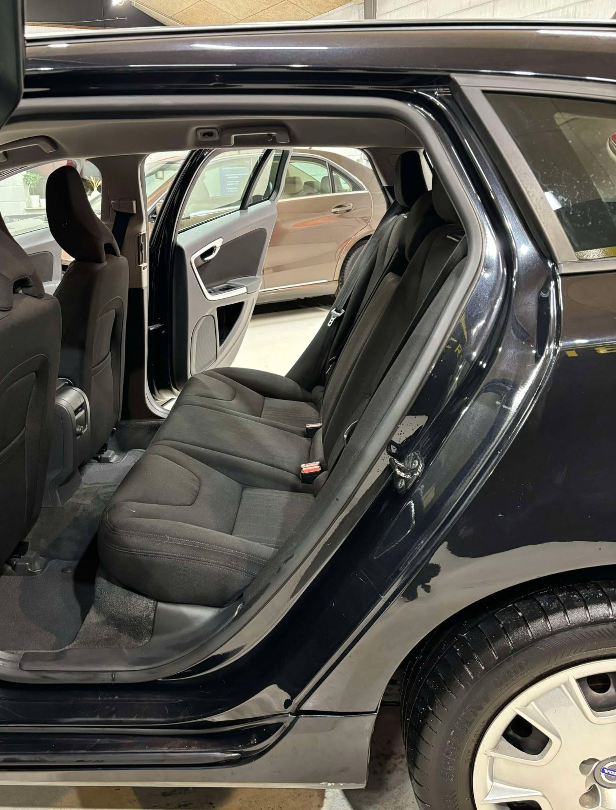 Billede af Volvo V60 1,6 T4 180 Kinetic aut.