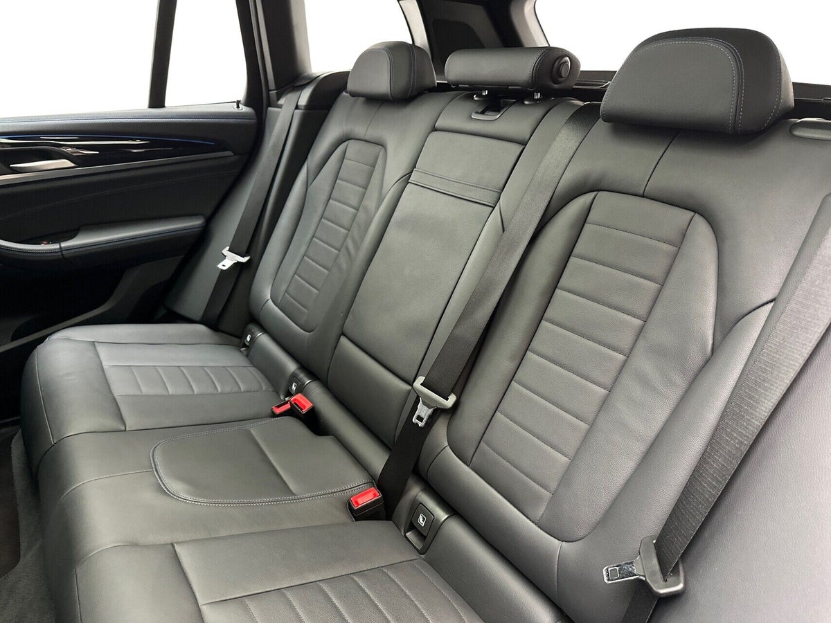 BMW iX3 Charged Plus M-Sport billede 12