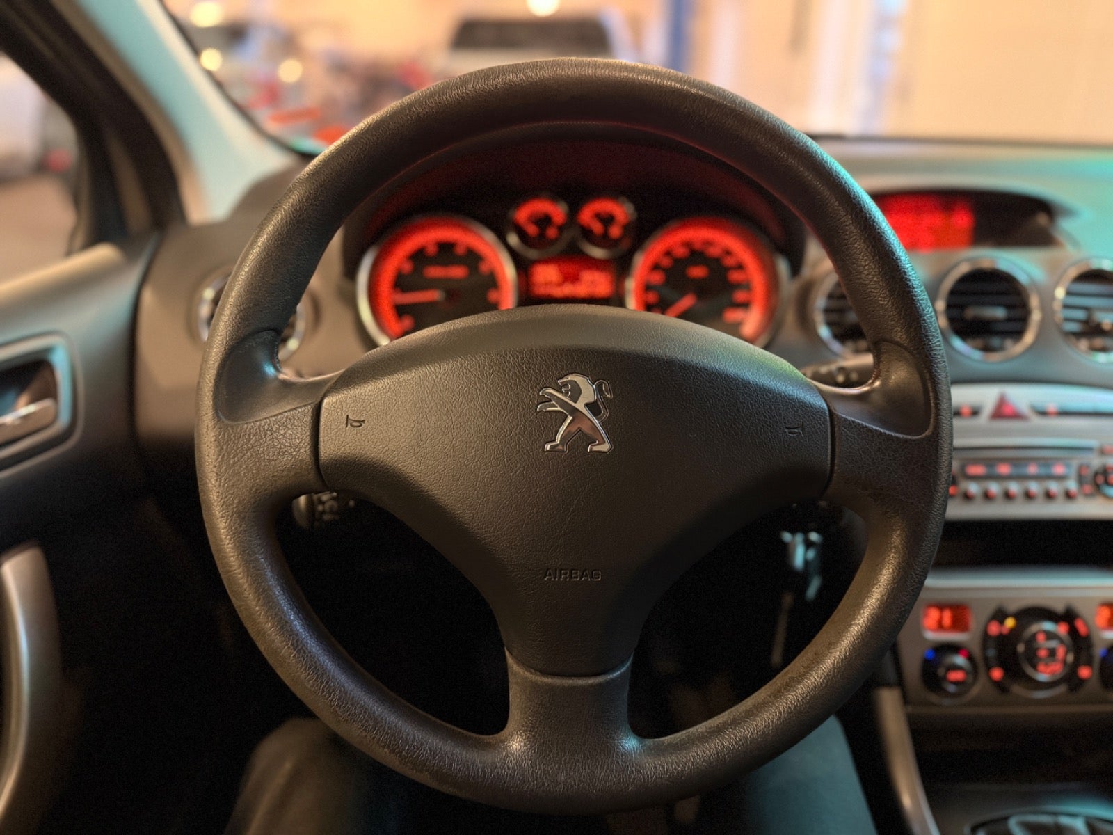 Peugeot 308 VTi 120 Access