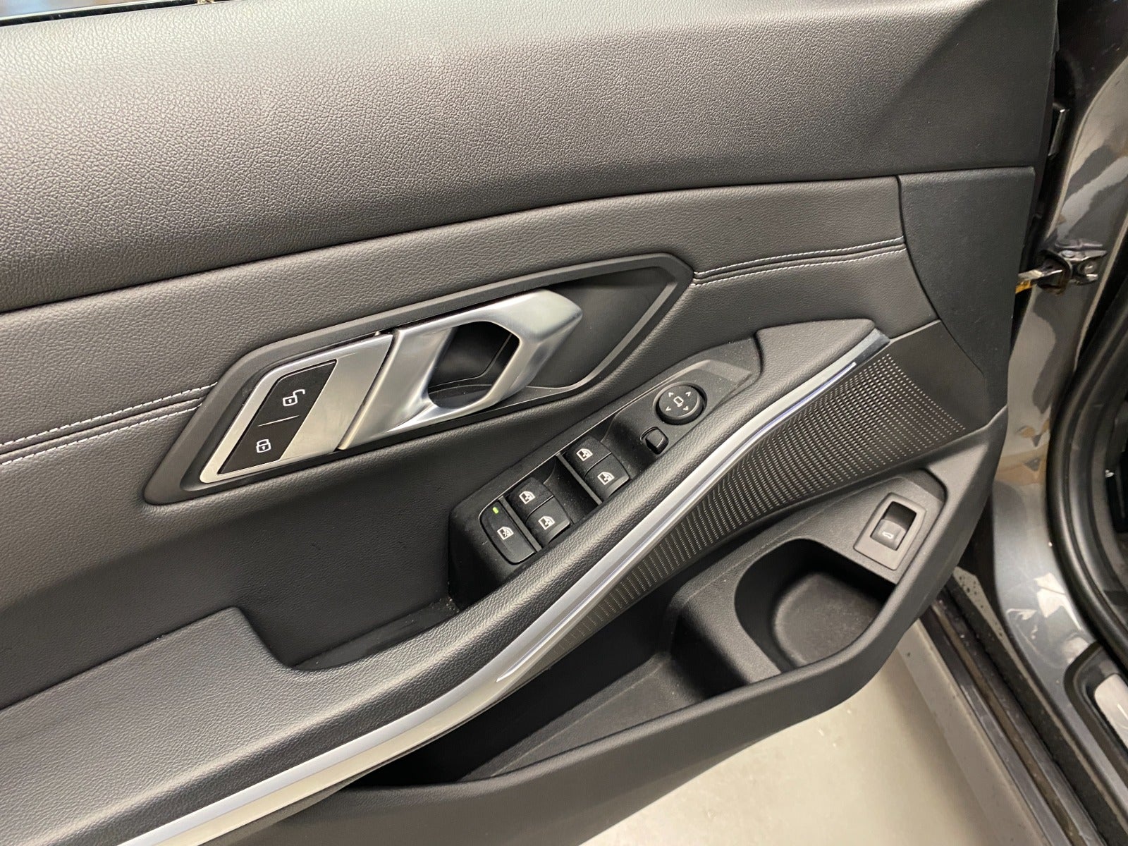 Billede af BMW 320d 2,0 Touring Sport Line aut.