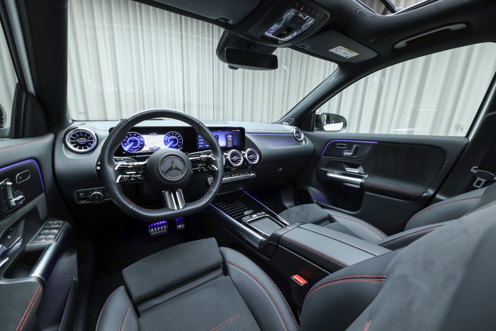 Mercedes-Benz EQA 250+ (4/8)