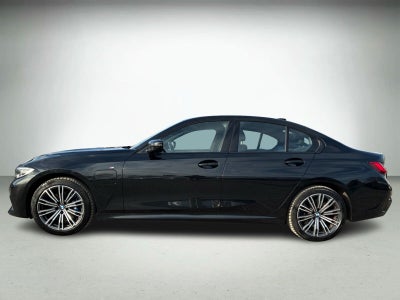 BMW 330e M-Sport aut. billede 3