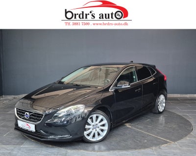 Volvo V40 1,5 T3 152 Momentum aut. 5d