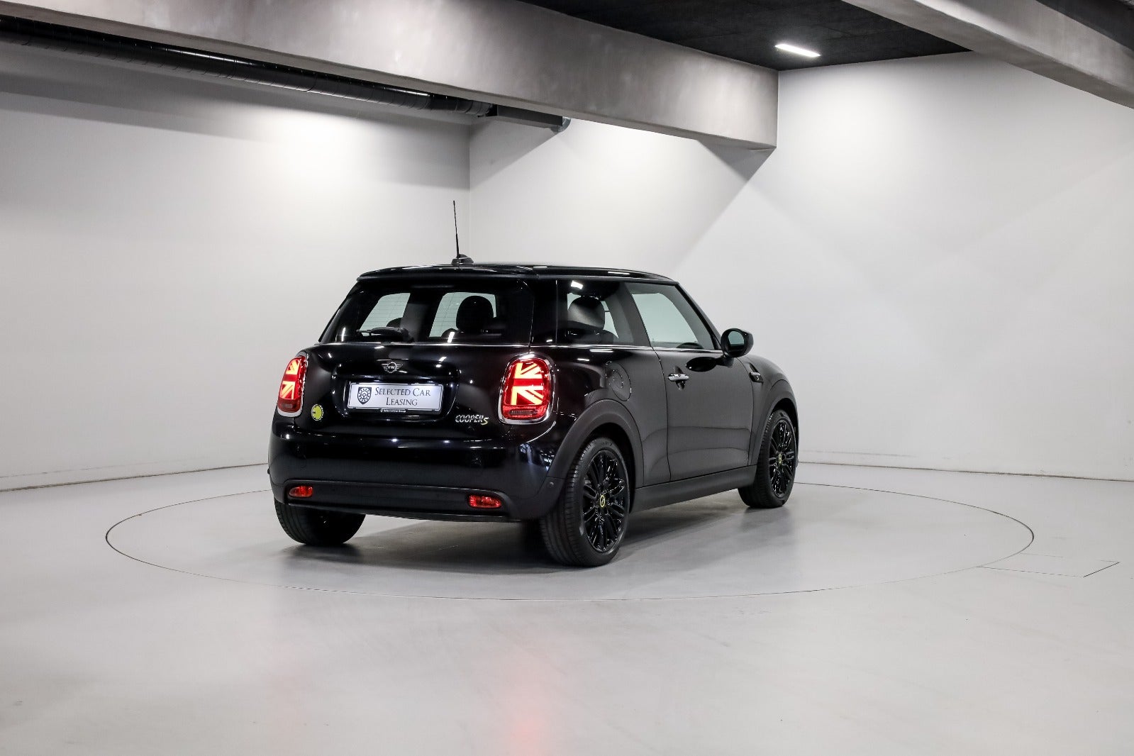 MINI Cooper SE Classic Trim