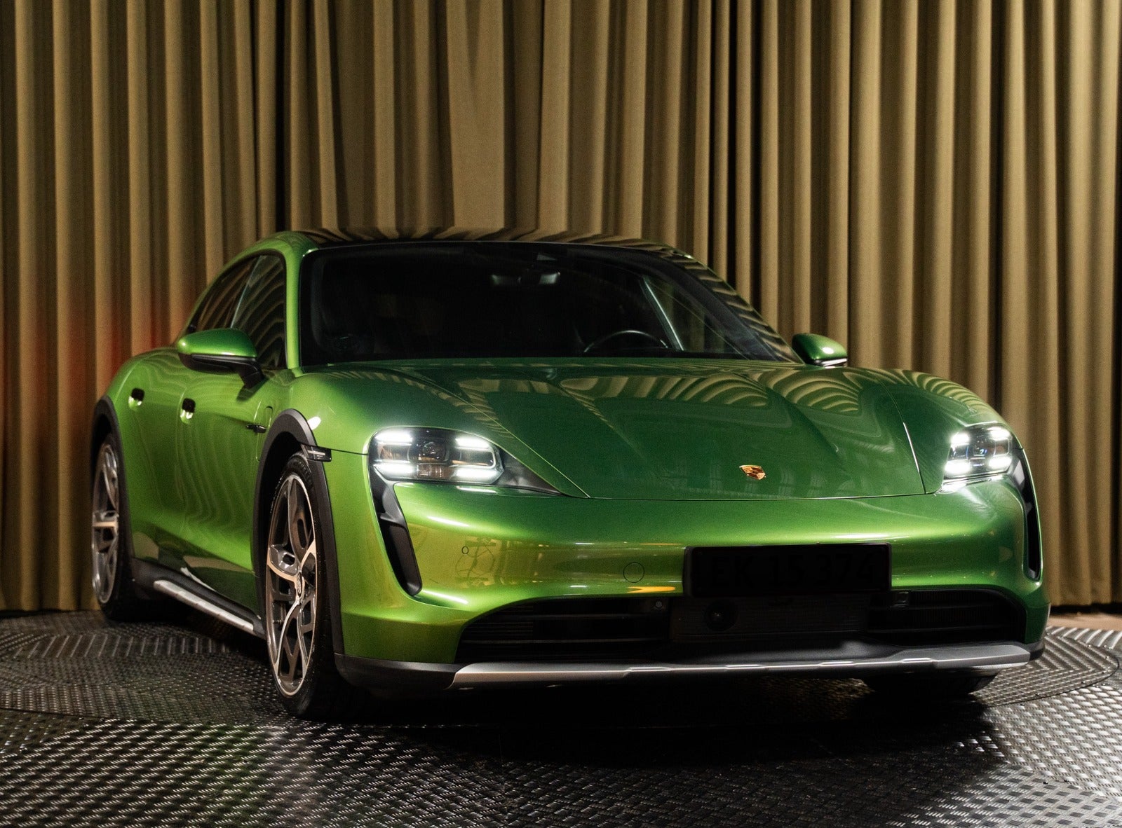Billede af Porsche Taycan 4  Performance+ Cross Turismo