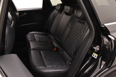 Audi Q4 e-tron S-line quattro