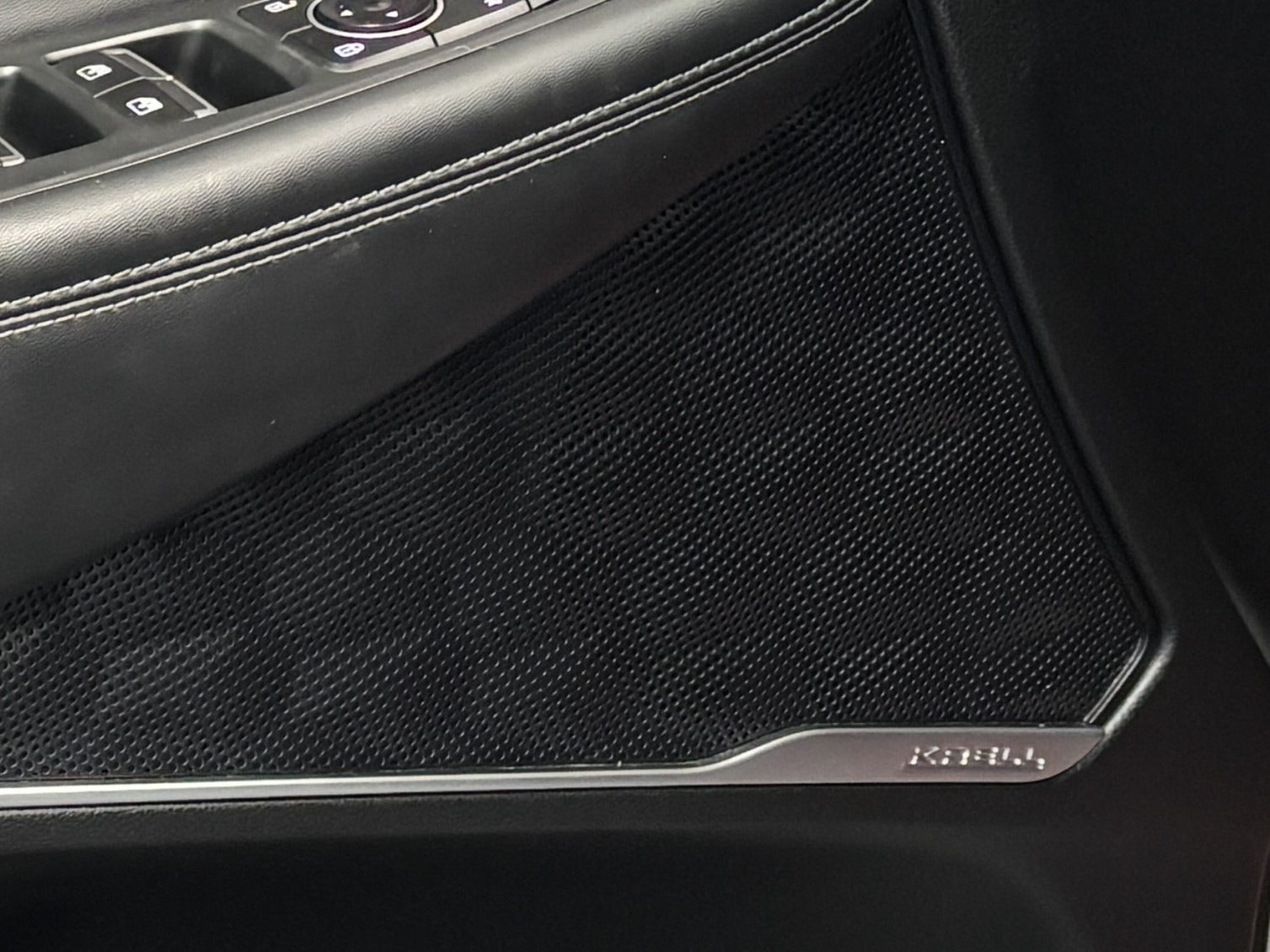 Billede af Hyundai Santa Fe 1,6 PHEV Essential aut. 4WD 7prs