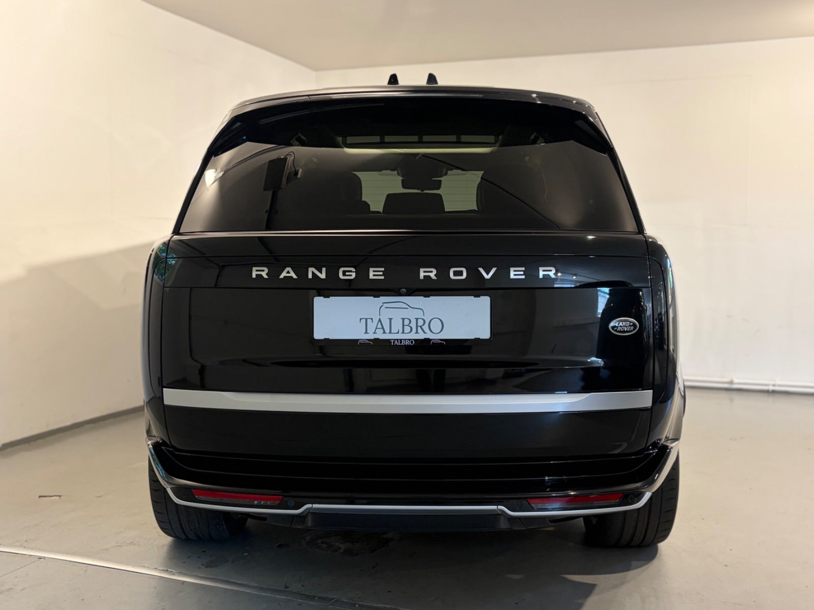 Land Rover – Range Rover