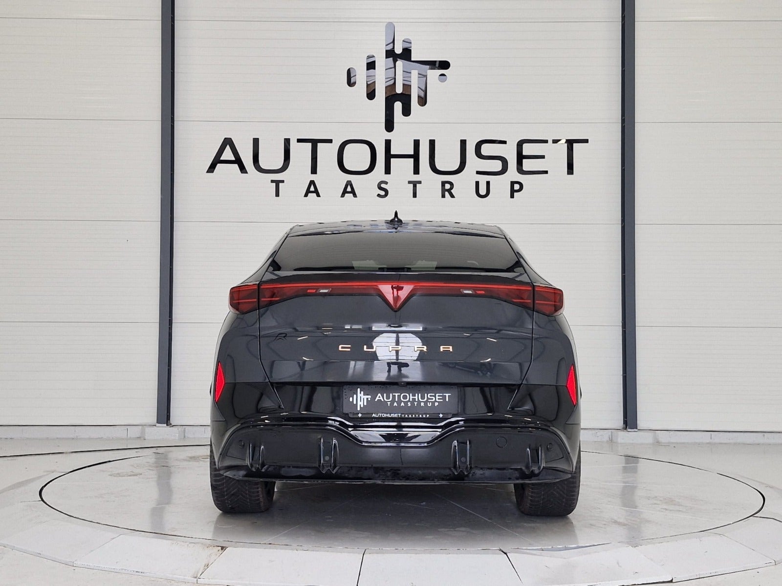 Billede af Cupra Tavascan 77