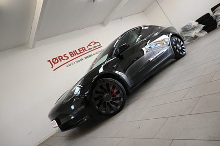 Tesla Model 3 Performance AWD