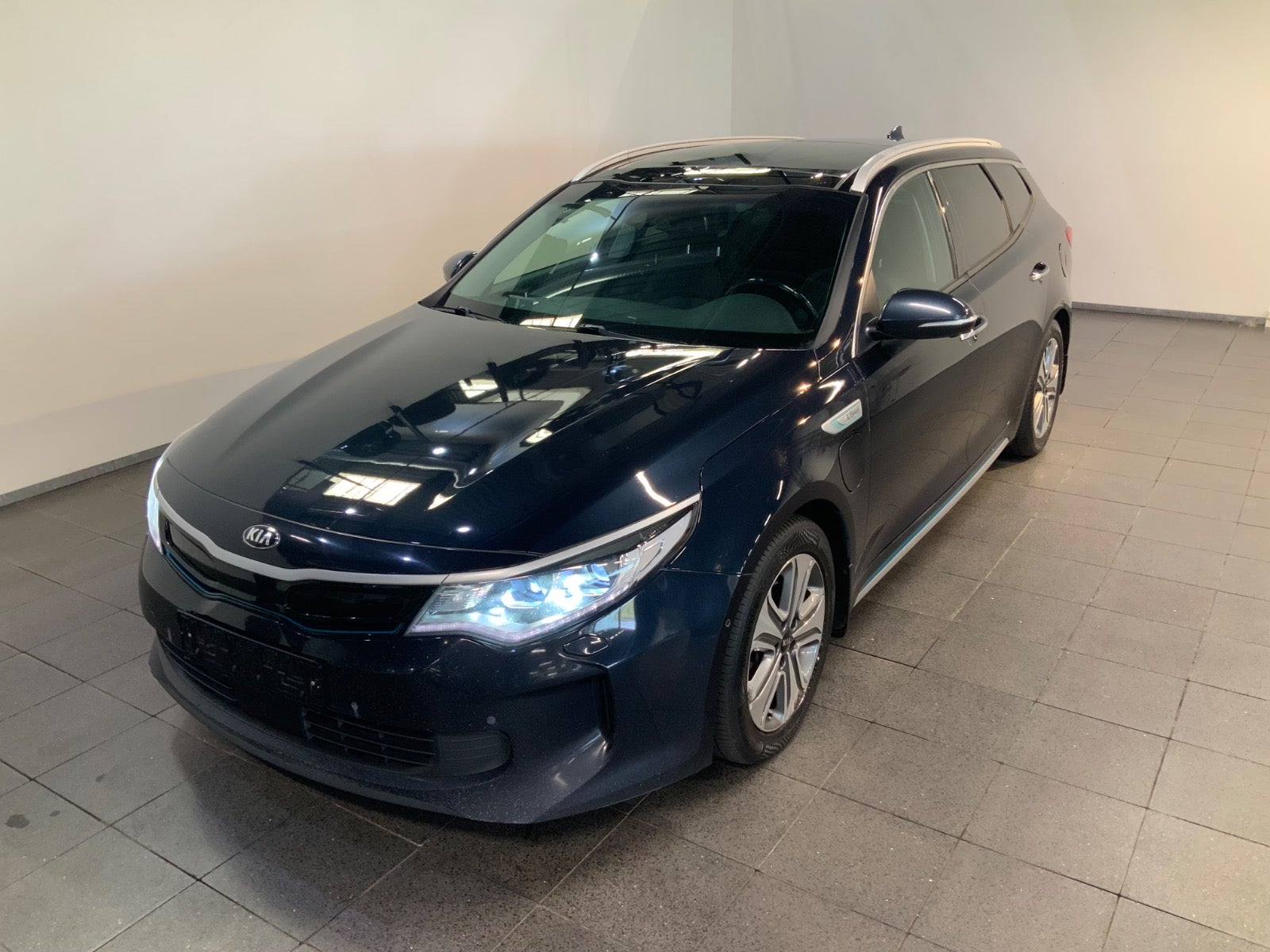Kia Optima (1/8)