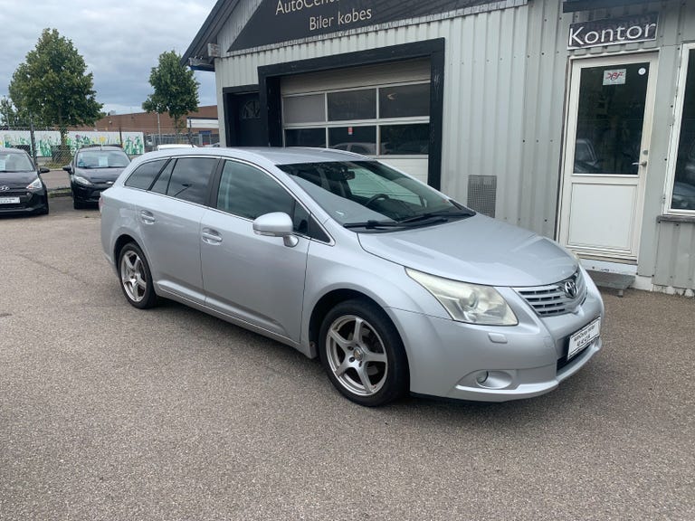 Toyota Avensis VVT-i T1 stc.