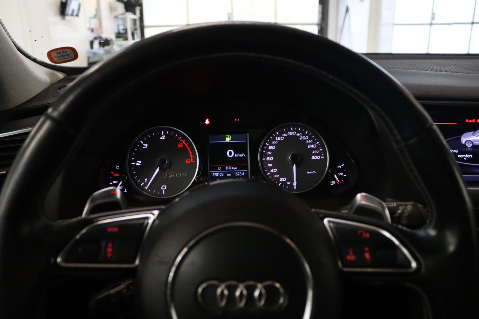 Audi SQ5 2014