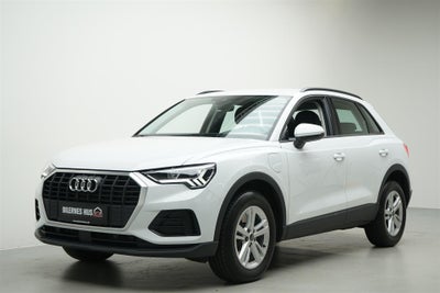 Audi Q3 TFSi e Attitude+ S-tr.