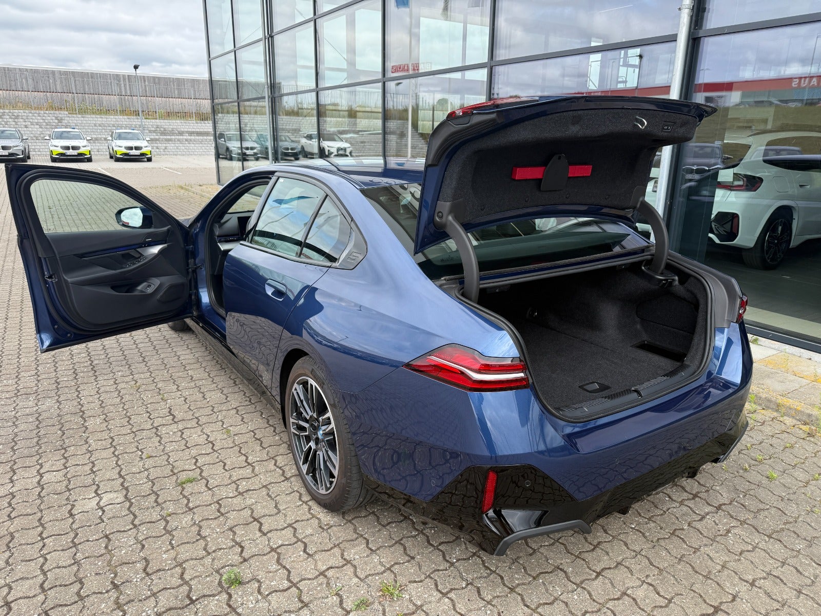 BMW i5 eDrive40 M-Sport 4d - 18