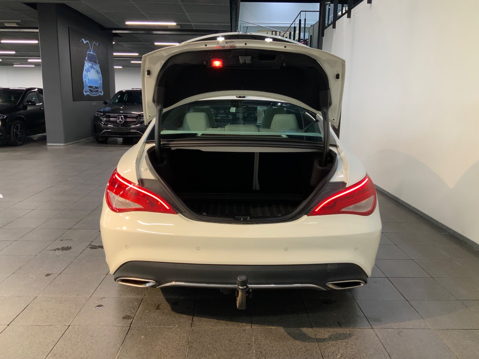 Mercedes-Benz CLA 200