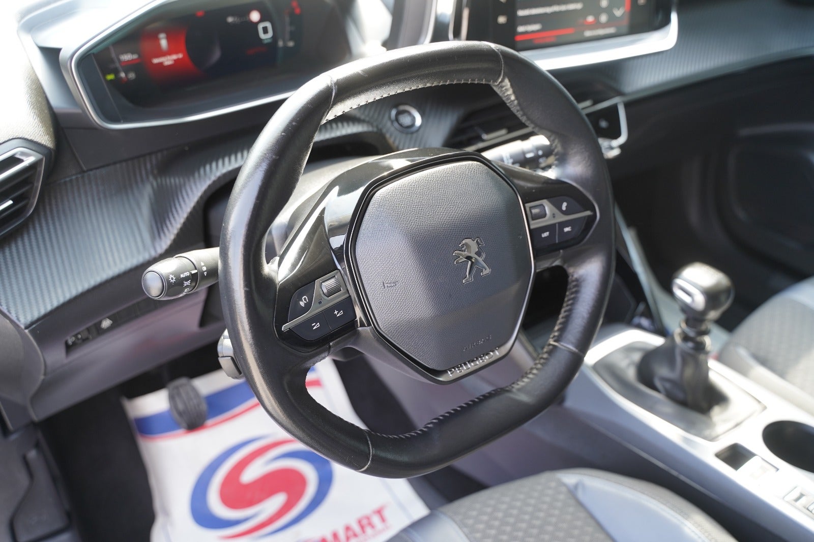 Billede af Peugeot 2008 1,5 BlueHDi 100 Allure Pack