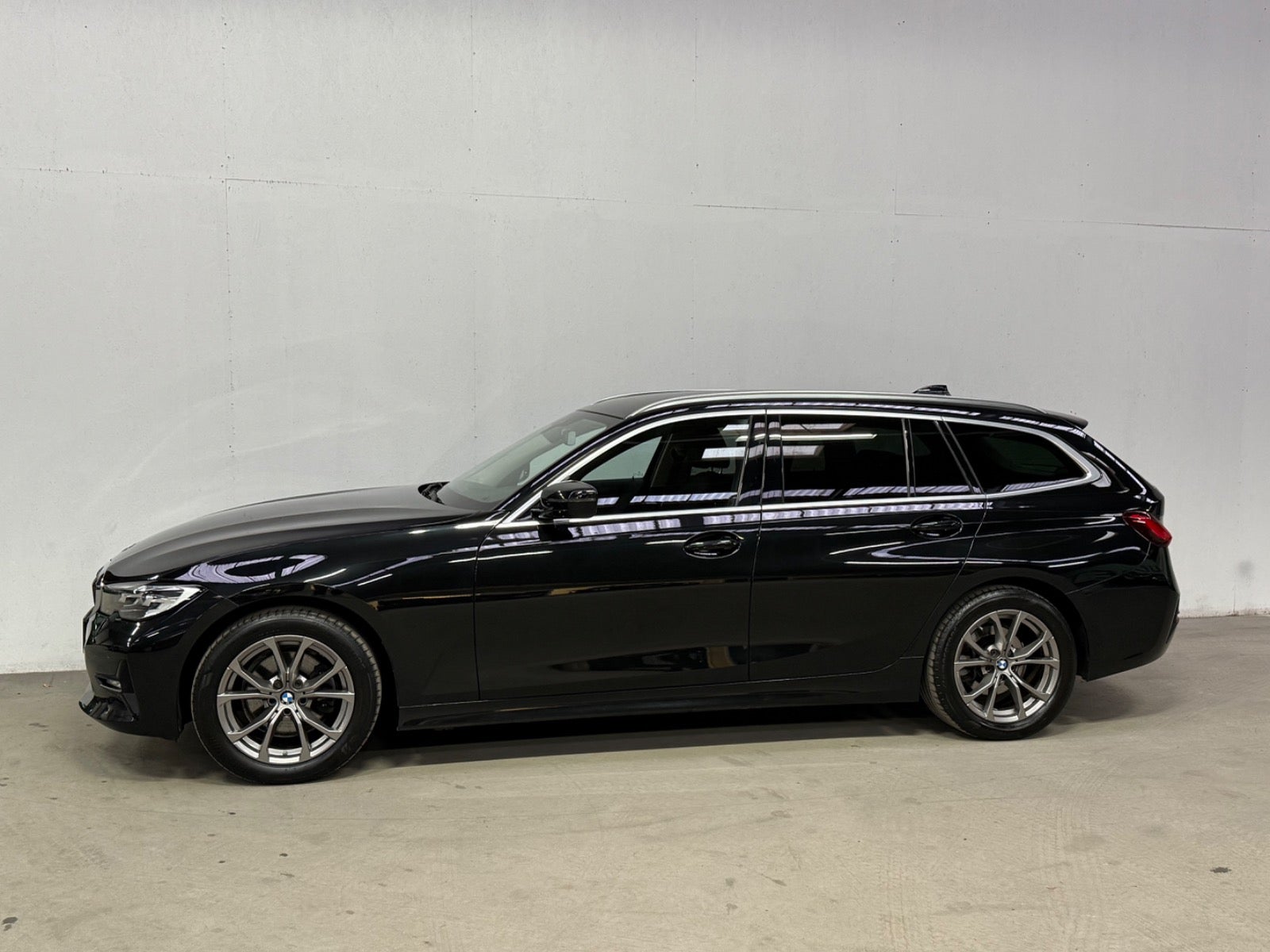 BMW 320d Touring Connected aut. A