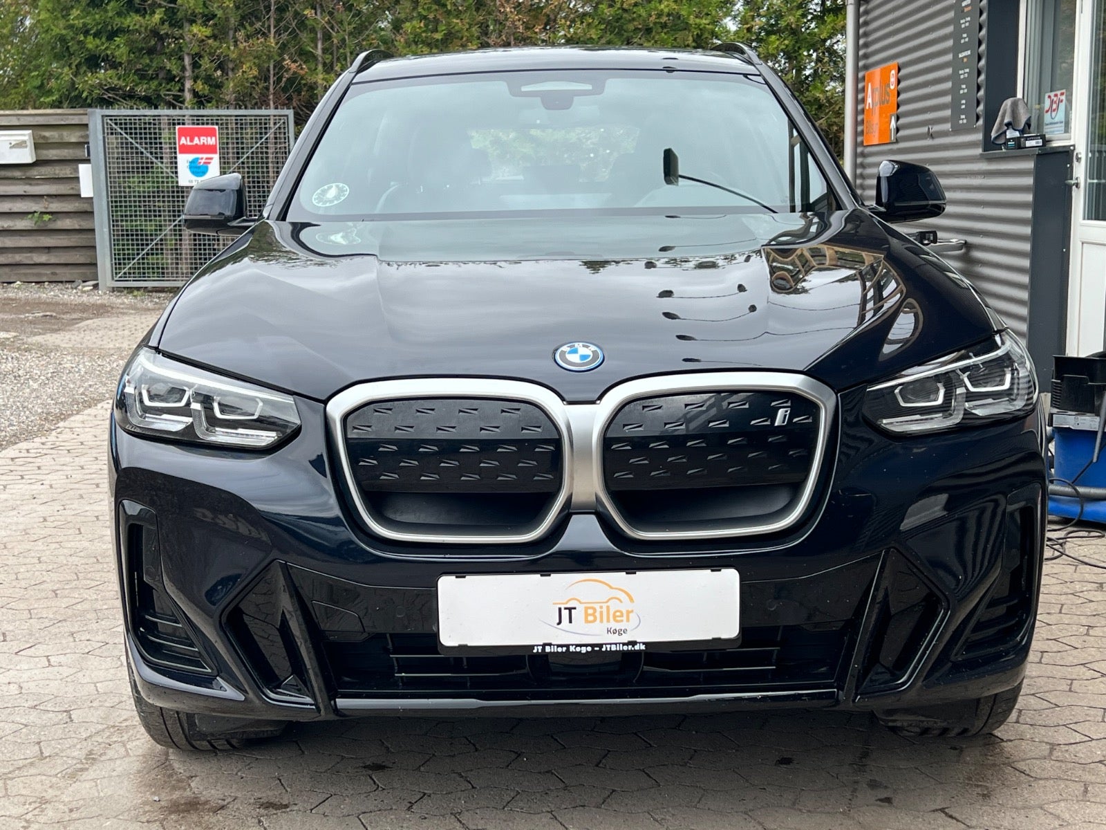BMW iX3 Charged M-Sport