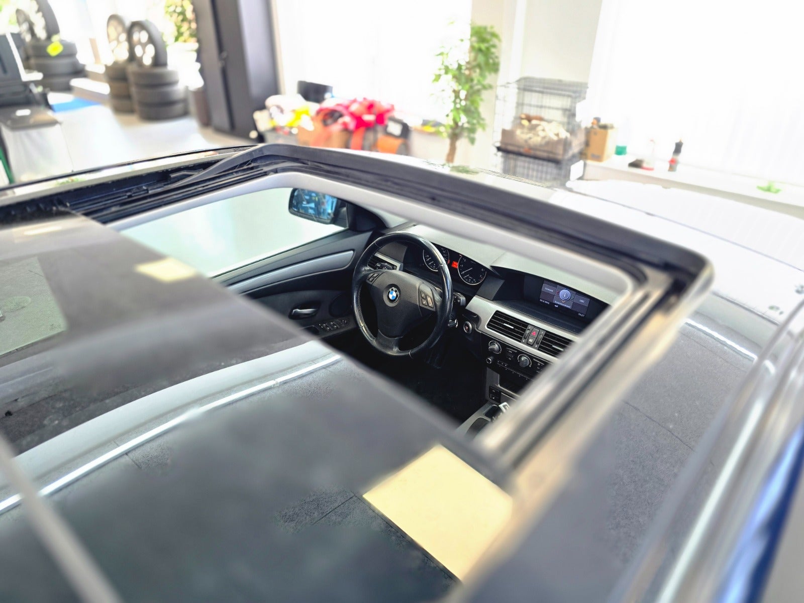 Billede af BMW 525i 3,0 Touring Steptr.