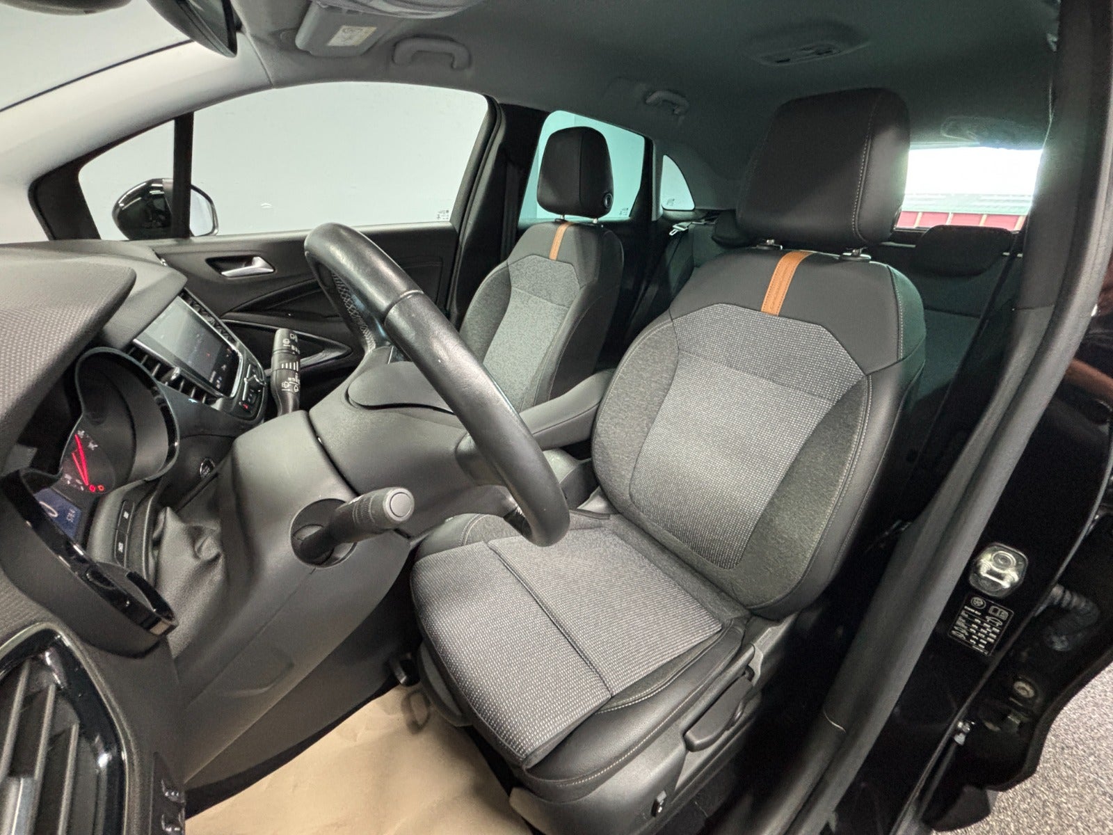 Billede af Opel Crossland 1,2 T 110 Sport