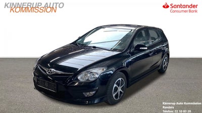Hyundai i30 1,6 CRDi 90 Classic Eco Diesel modelår 2012 km 246000 Sortmetal klimaanlæg ABS airbag ce