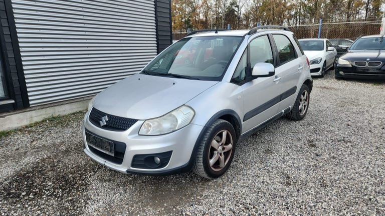 Suzuki SX4 CombiBack GLX