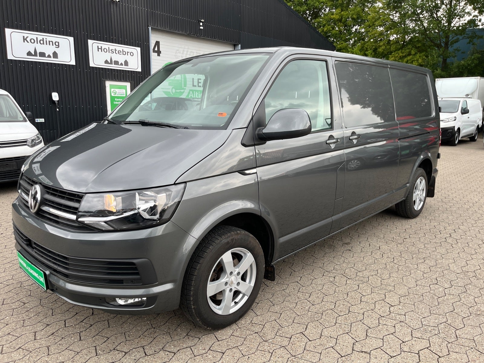 Billede af VW Transporter 2,0 TDi 150 Kassevogn DSG lang