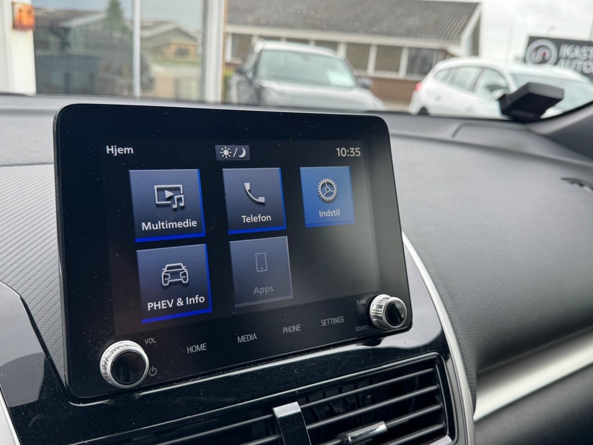 Mitsubishi Eclipse Cross PHEV Inform CVT 4WD