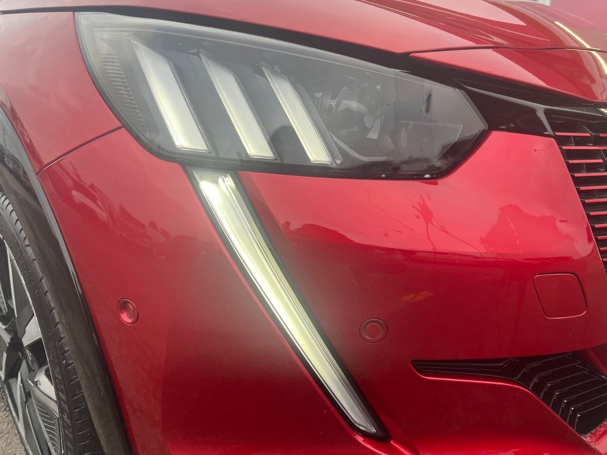 Billede af Peugeot e-208 50 GT Prime+