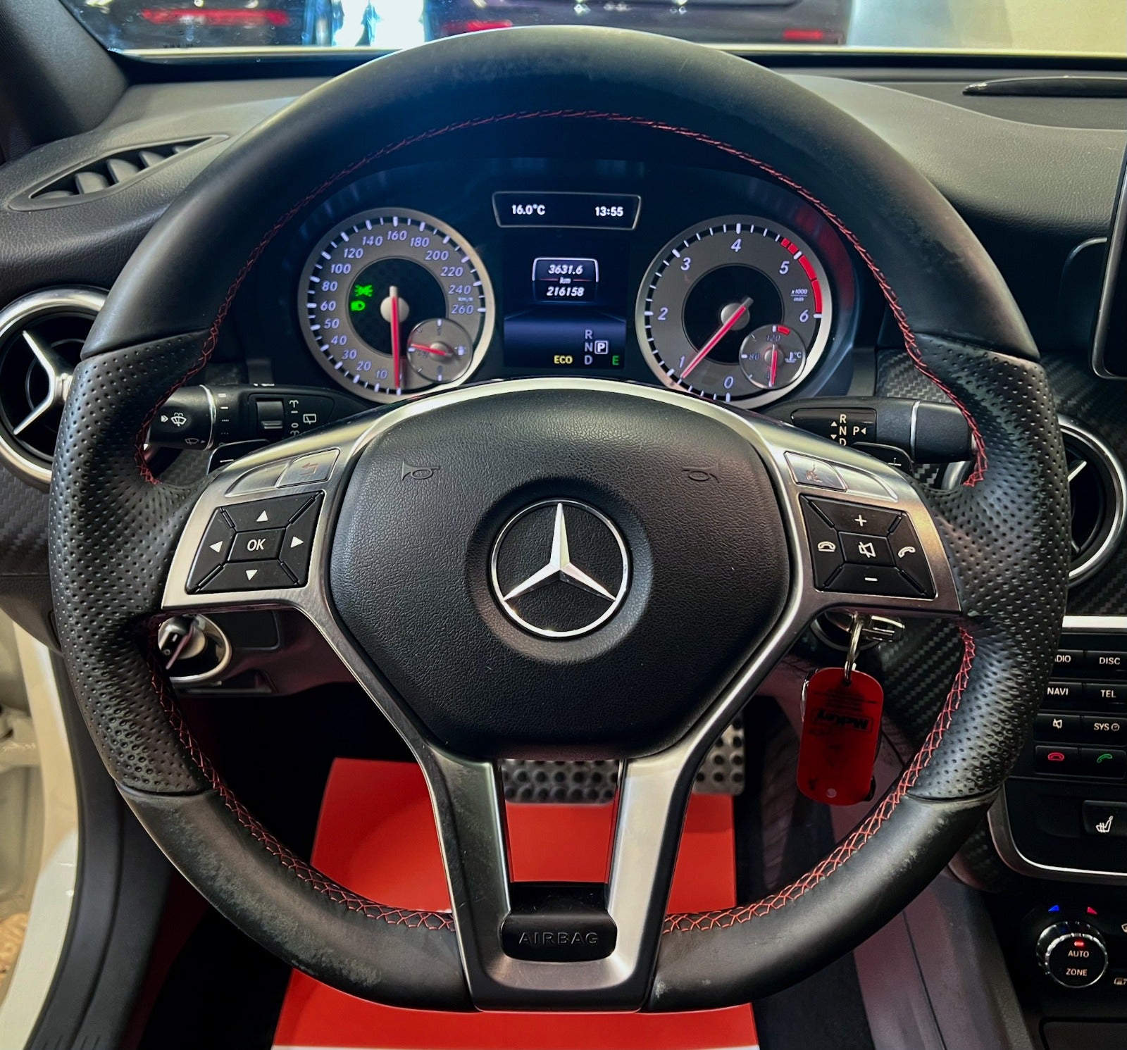 Mercedes A220 2015