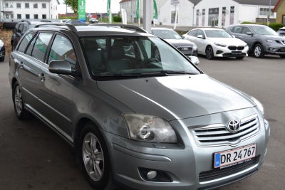 Toyota Avensis 2,0 VVT-i Executive stc. 5d