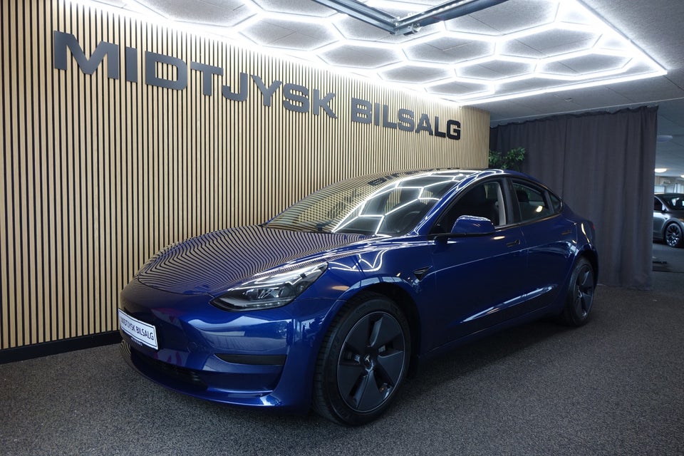 Tesla Model 3, Billede 1