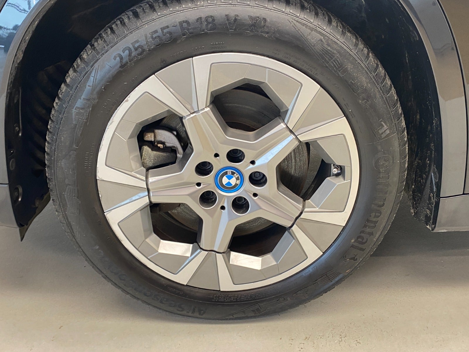 Billede af BMW iX1  xDrive30 X-Line