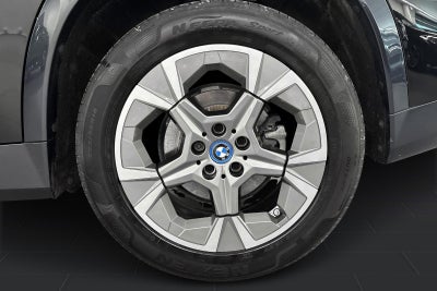 BMW iX1 eDrive20 X-Line