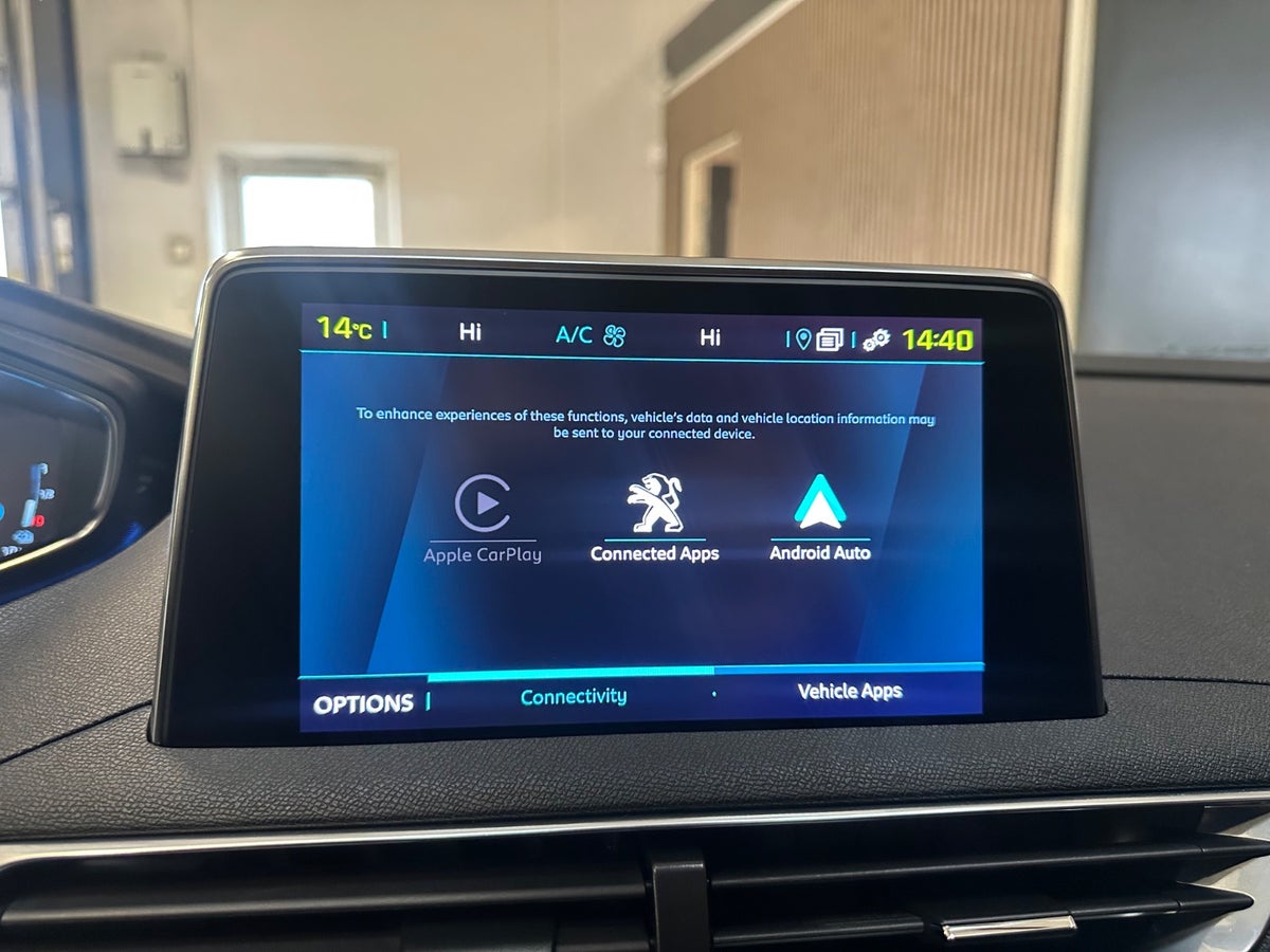 Peugeot 3008 Hybrid Allure Limited EAT8 Peugeot 3008 Hybrid Allure Limited EAT8