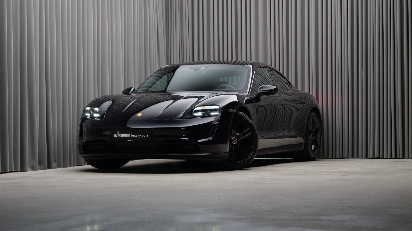 Porsche Taycan 