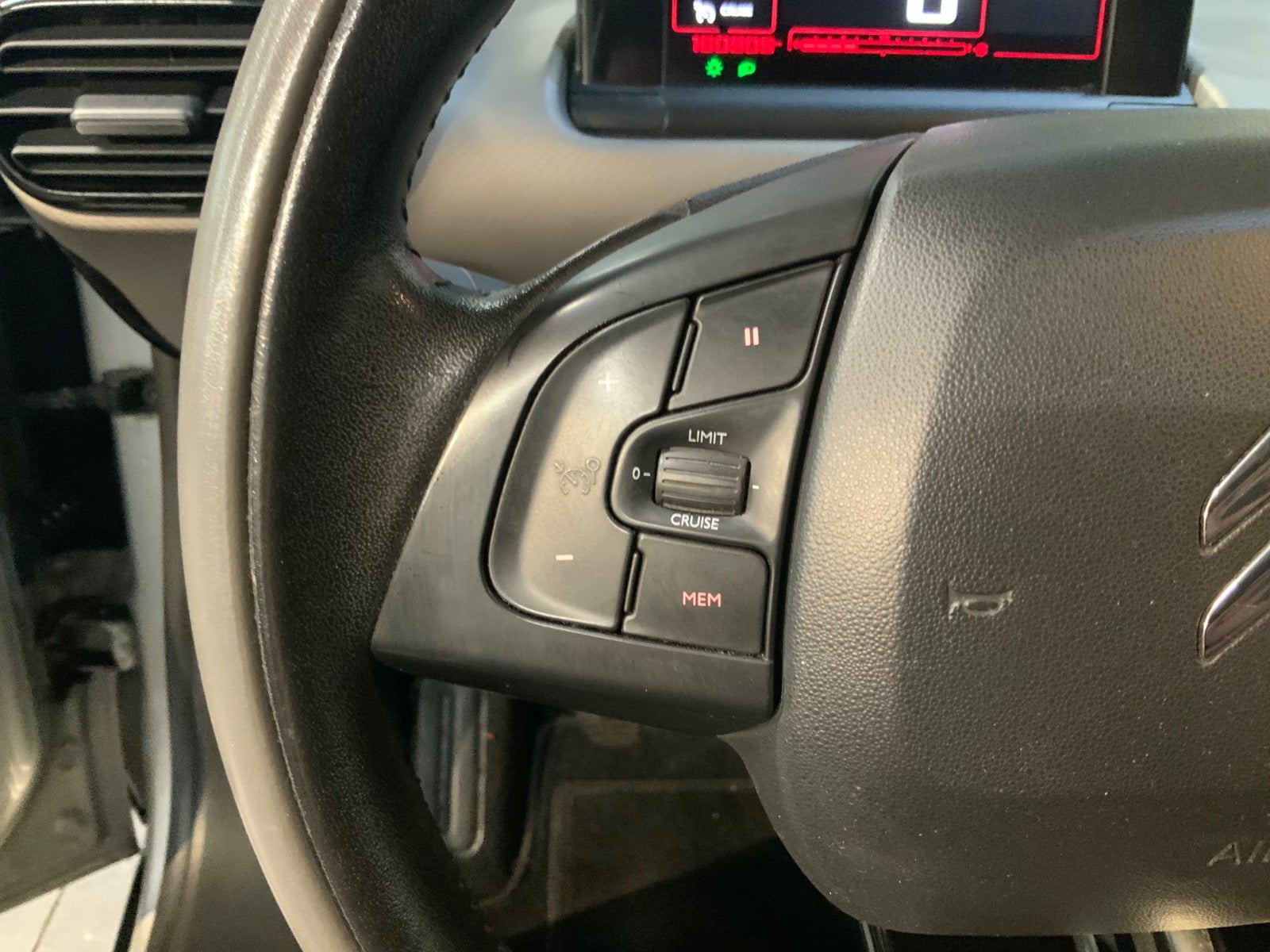 Citroën C4 Cactus (8/8)