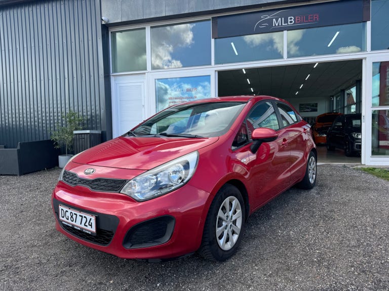 Kia Rio CVVT Limited