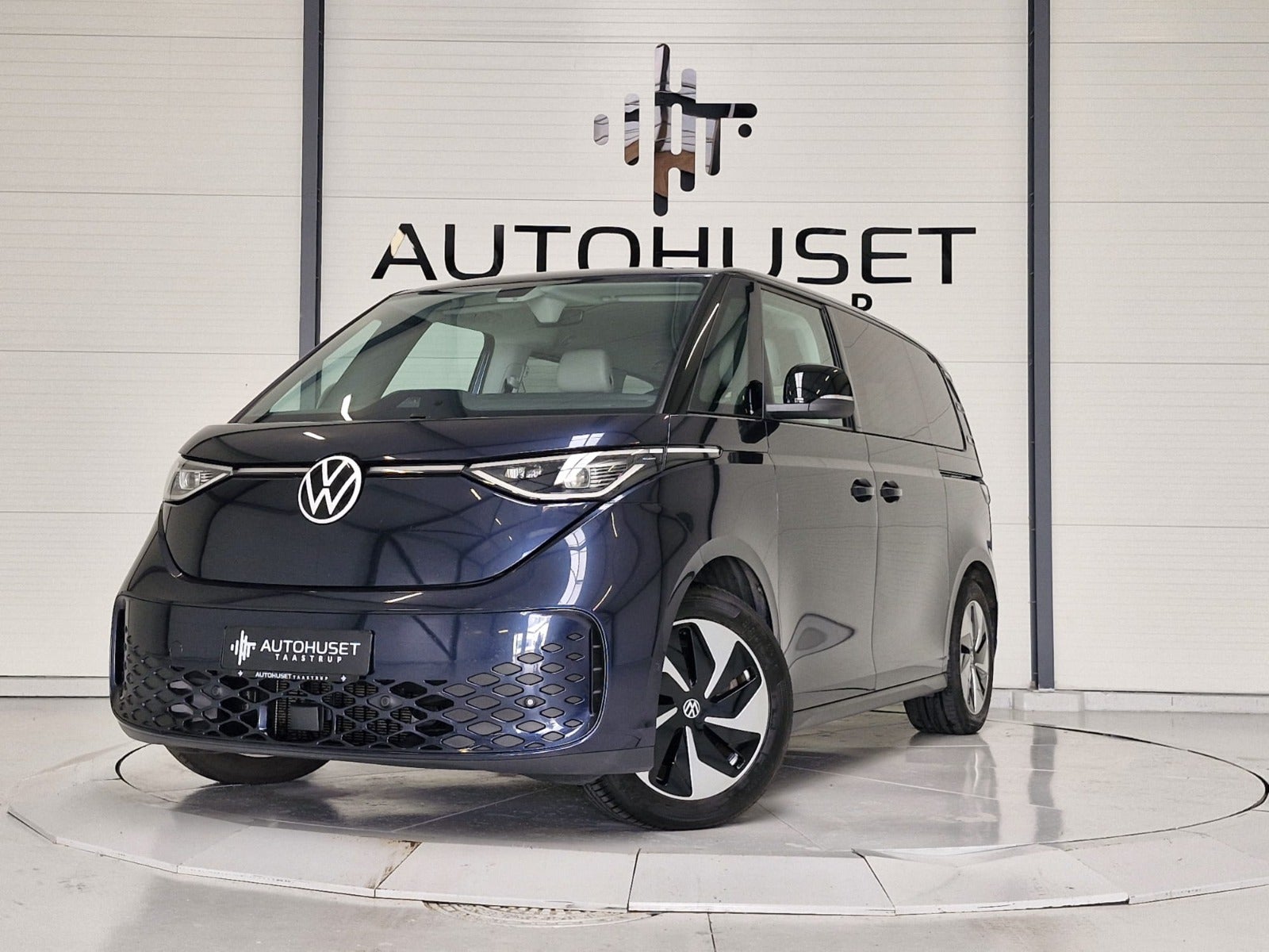 VW ID.Buzz 77 Pro SWB