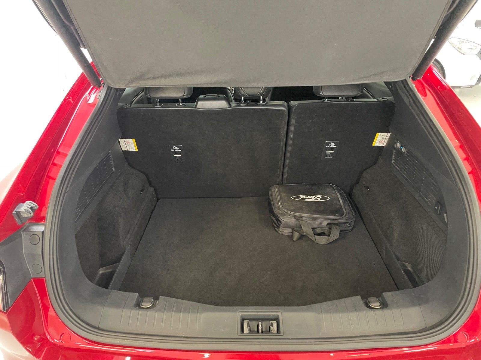 Billede af Ford Mustang Mach-E 98 Premium Extended Range