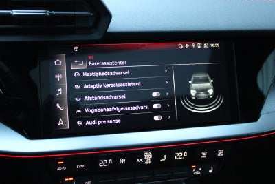 Audi S3 TFSi quattro S-tr.